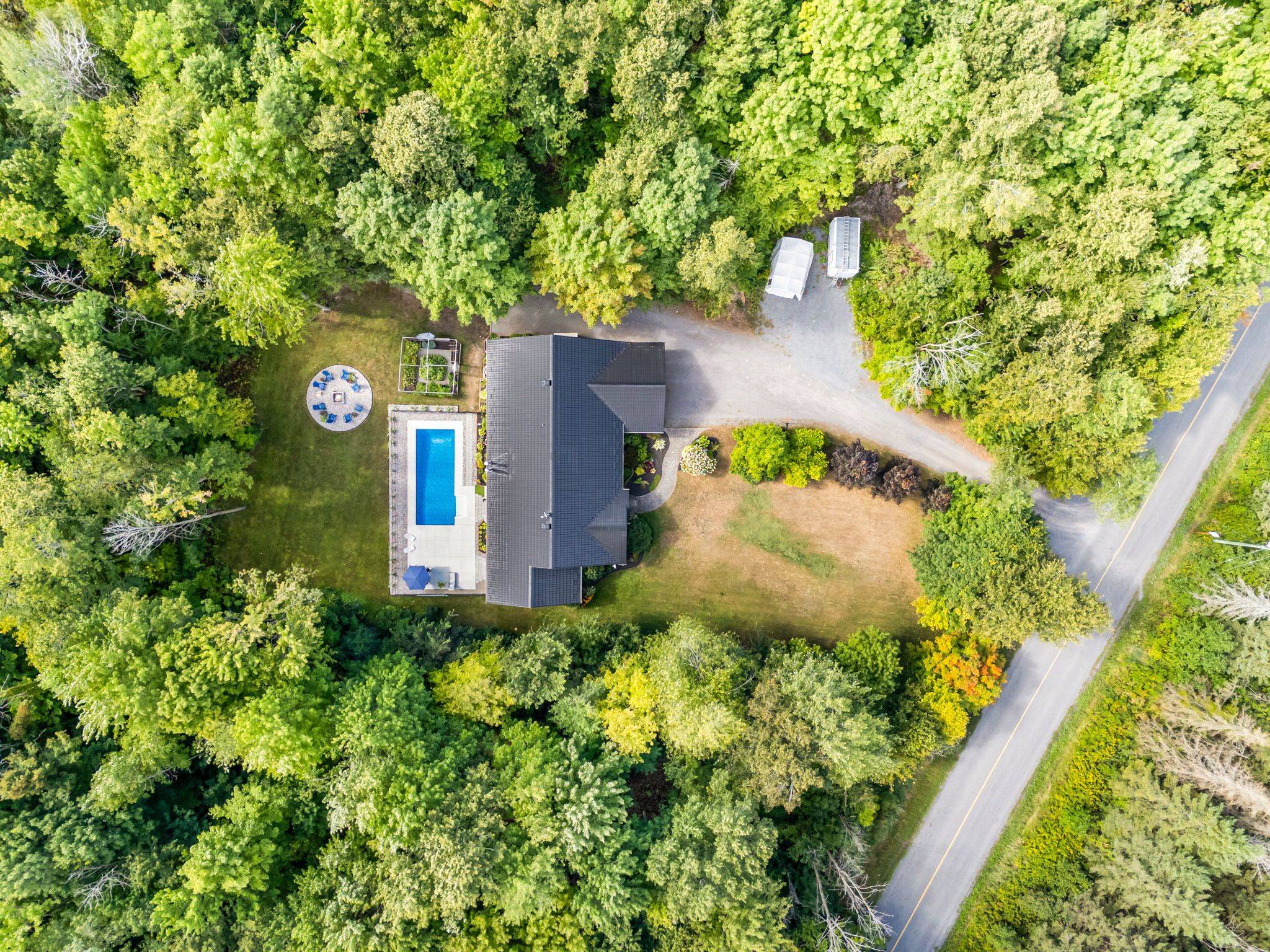 Russell, ON K4R 1E5,1736 GROVES RD