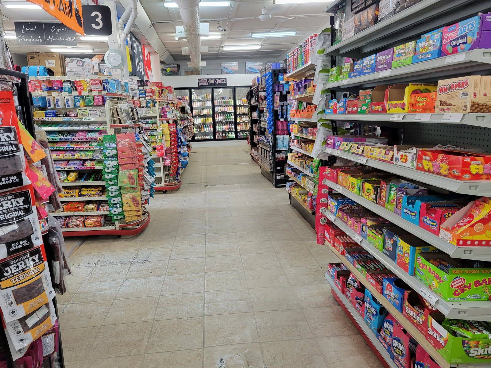 Georgian Bay, ON P0E 1E0,2604 Honey Harbour RD #2B