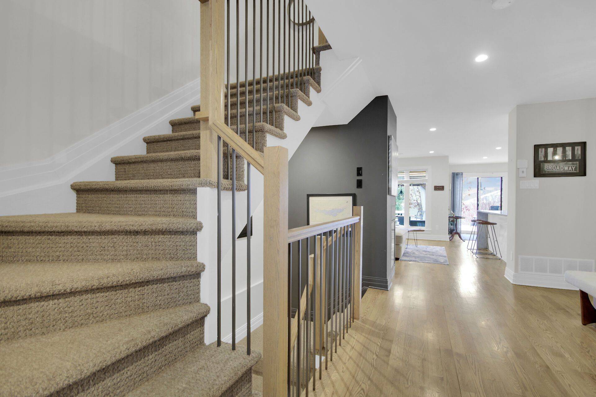 Stittsville - Munster - Richmond, ON K2S 0T4,117 Woodhurst CRES