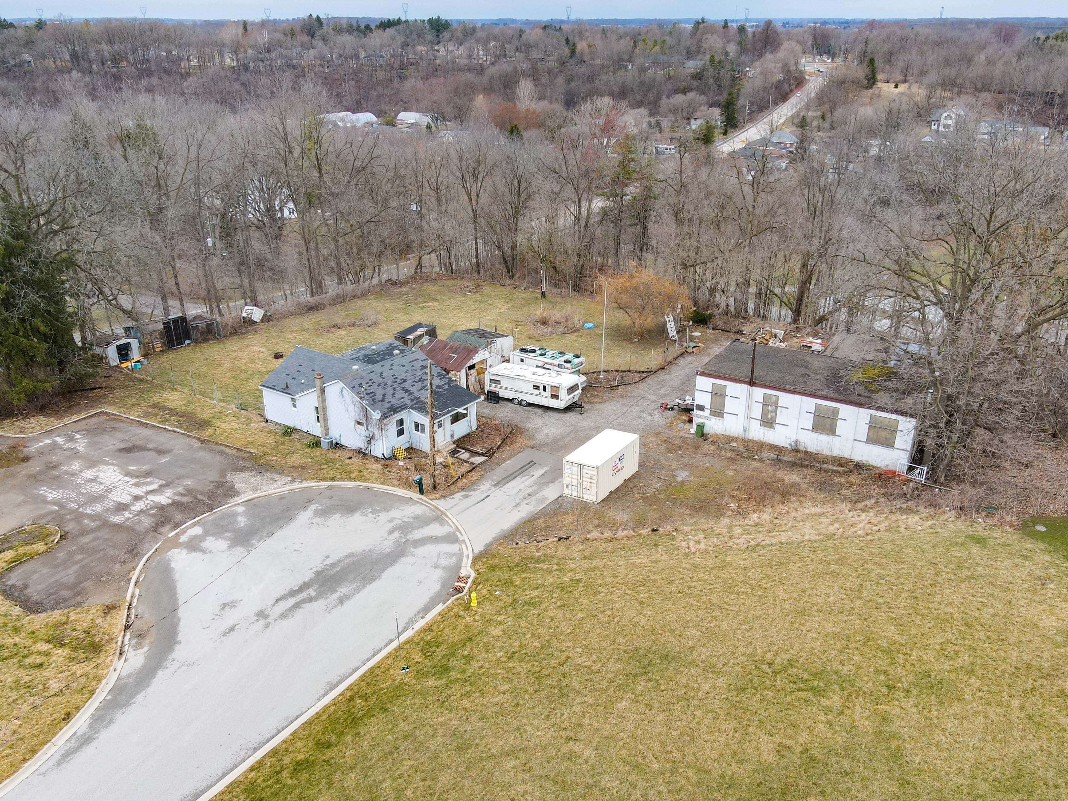 St. Thomas, ON N5P 2N8,6 Pearl ST W