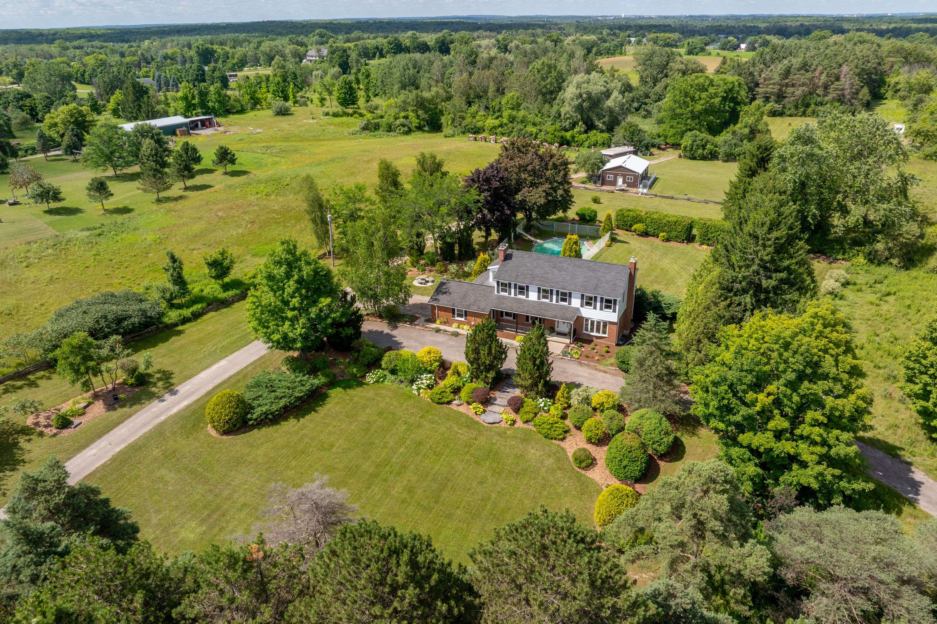 Puslinch, ON N1H 6J3,4502 Wellington Road 35 RD