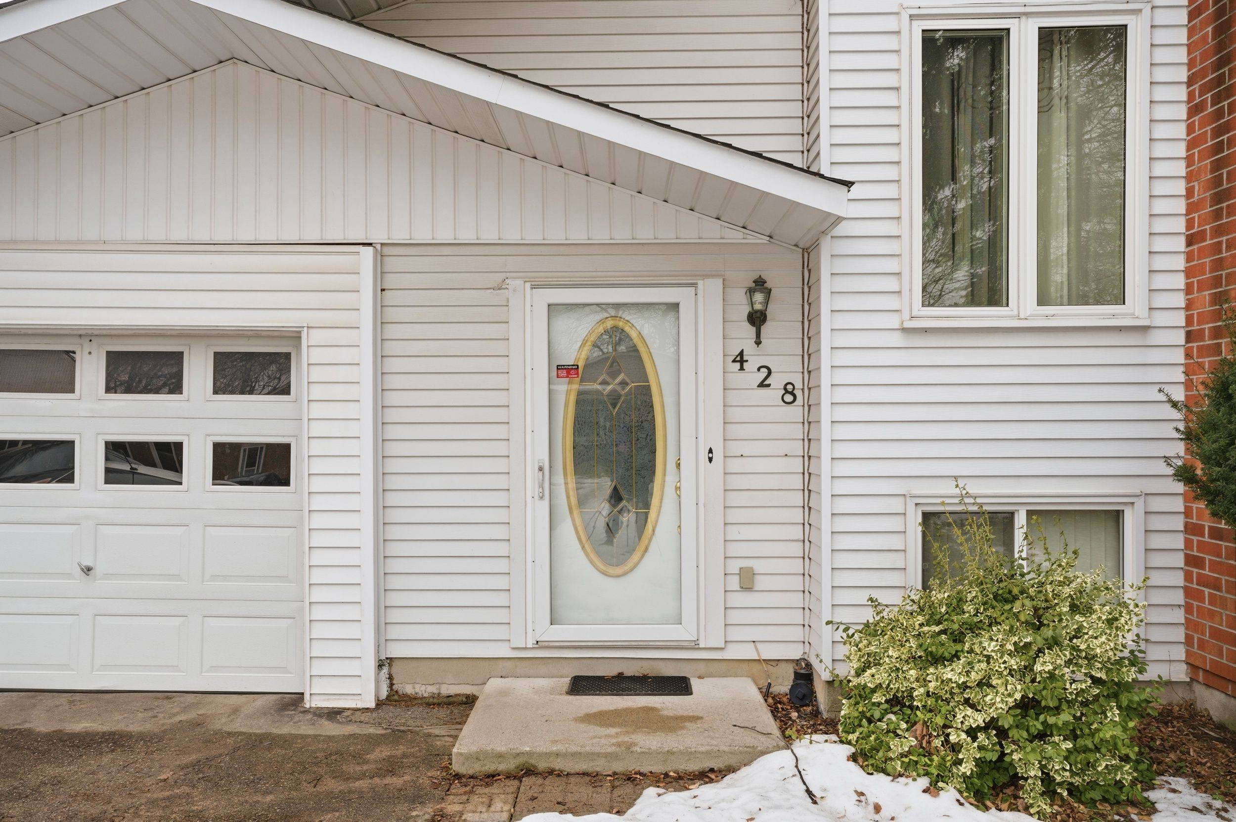 Waterloo, ON N2K 3K7,428 Dayna CRES