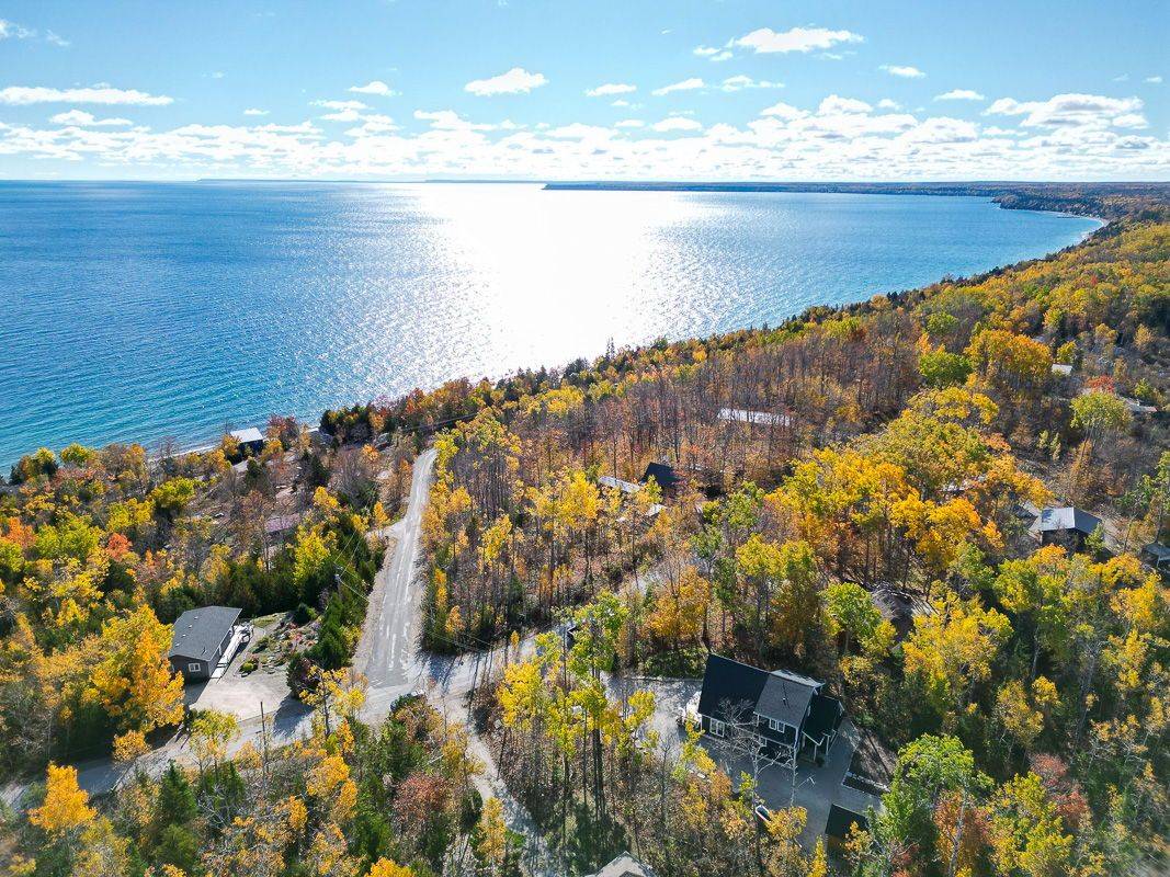 Northern Bruce Peninsula, ON N0H 1Z0,41 Harkins RD