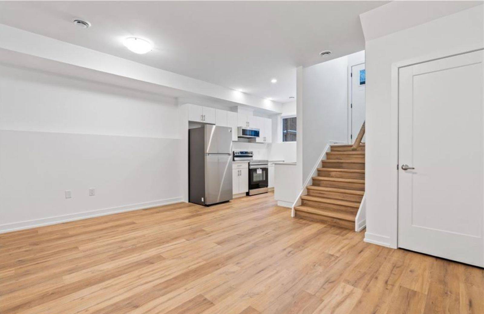 Welland, ON L3C 0K1,781 Clare AVE #314