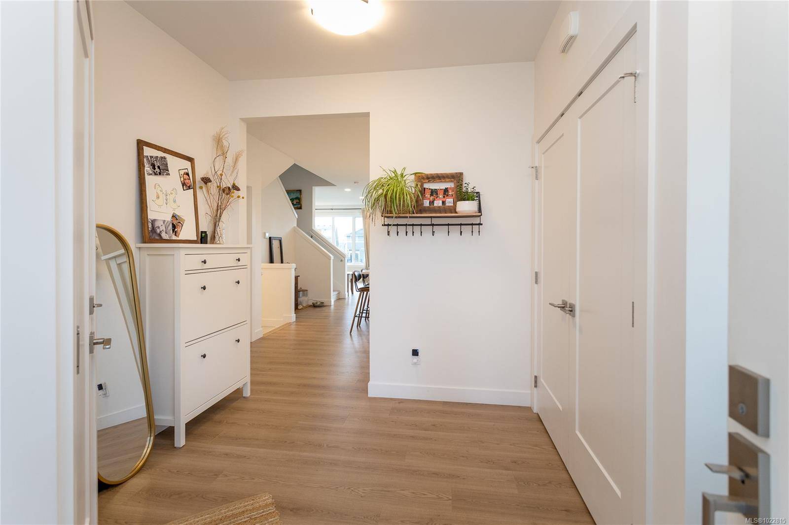 Colwood, BC V9C 0R5,3453 Sandpiper St