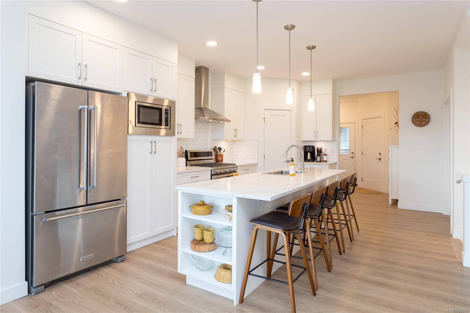 Colwood, BC V9C 0R5,3453 Sandpiper St