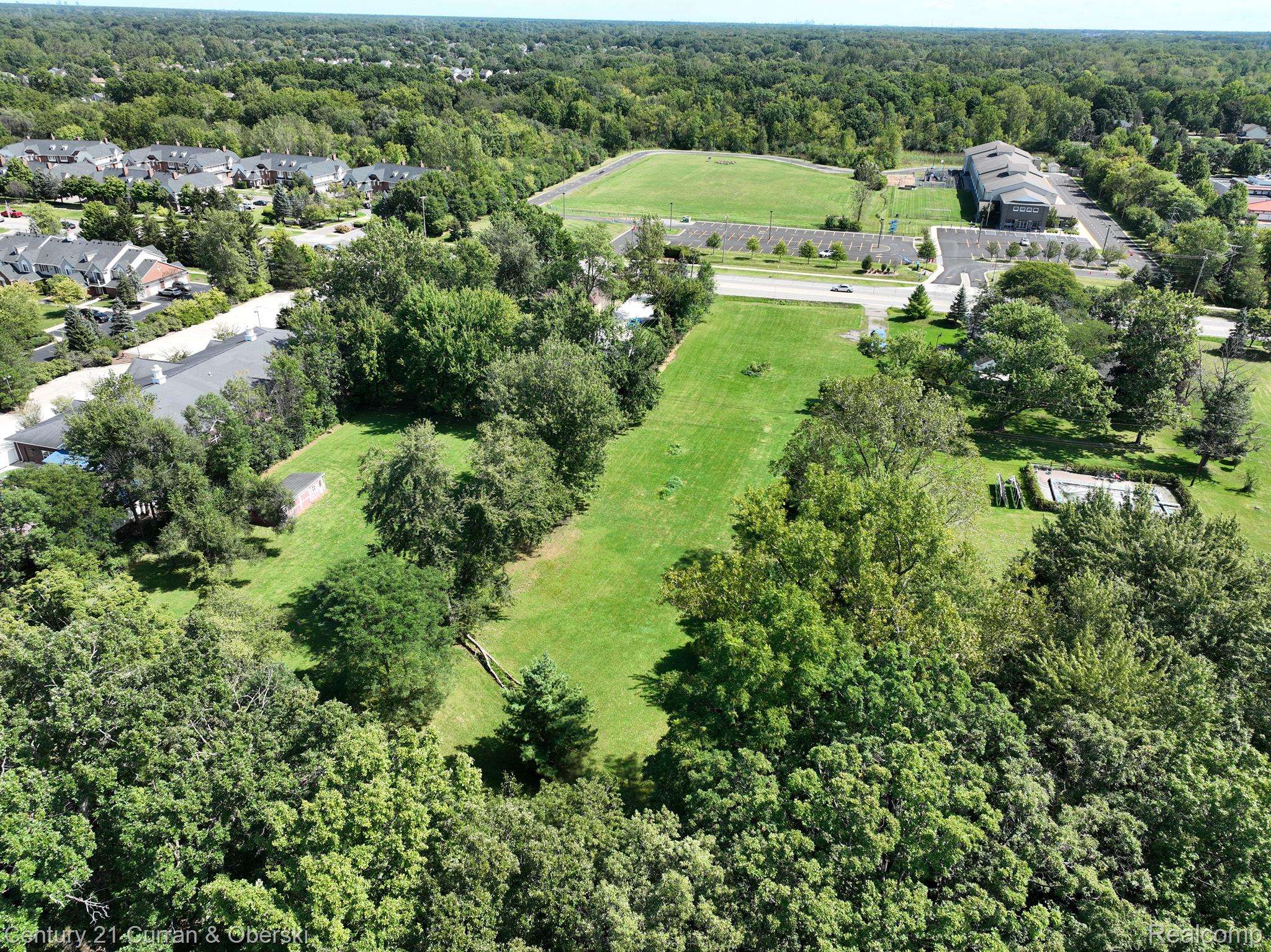 Canton, MI 48188,3044 S CANTON CENTER RD