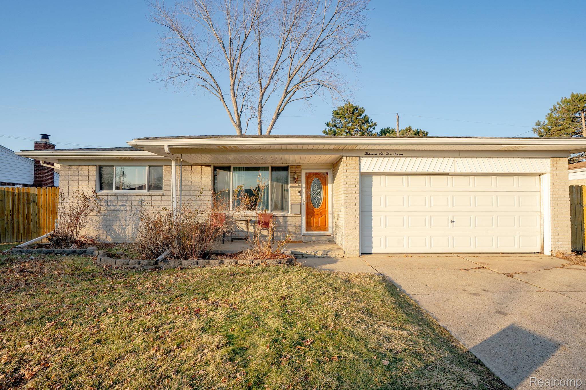 Warren, MI 48088,13657 Jenny DR