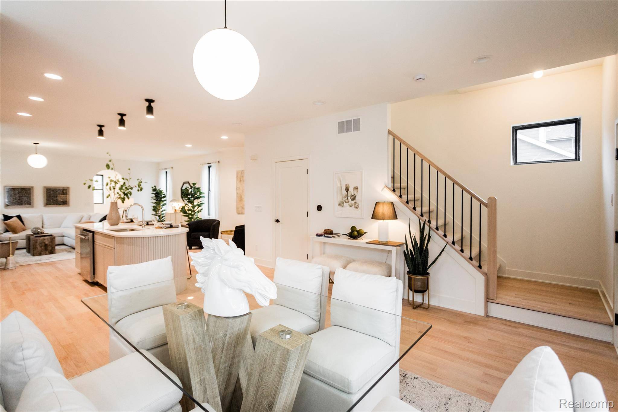 Detroit, MI 48214,1805 Fischer ST