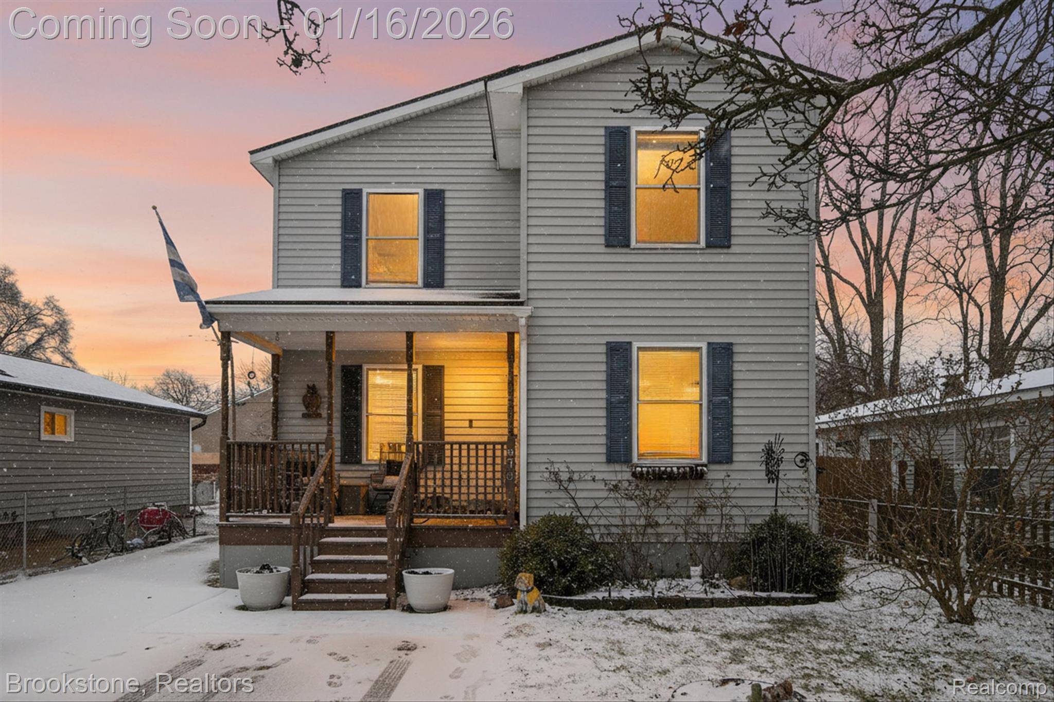 Wolverine Lake, MI 48390,875 Adelaide DR