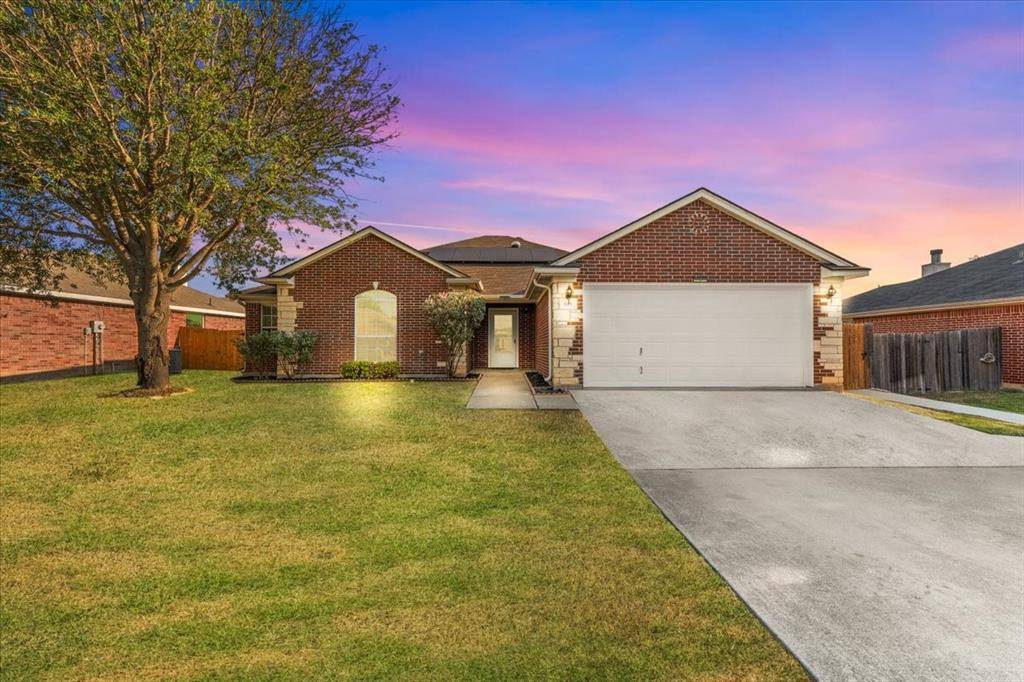 Granbury, TX 76049,815 Wandering Court