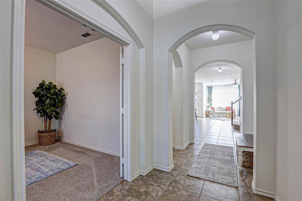 Fort Worth, TX 76177,15616 Carlton Oaks Drive