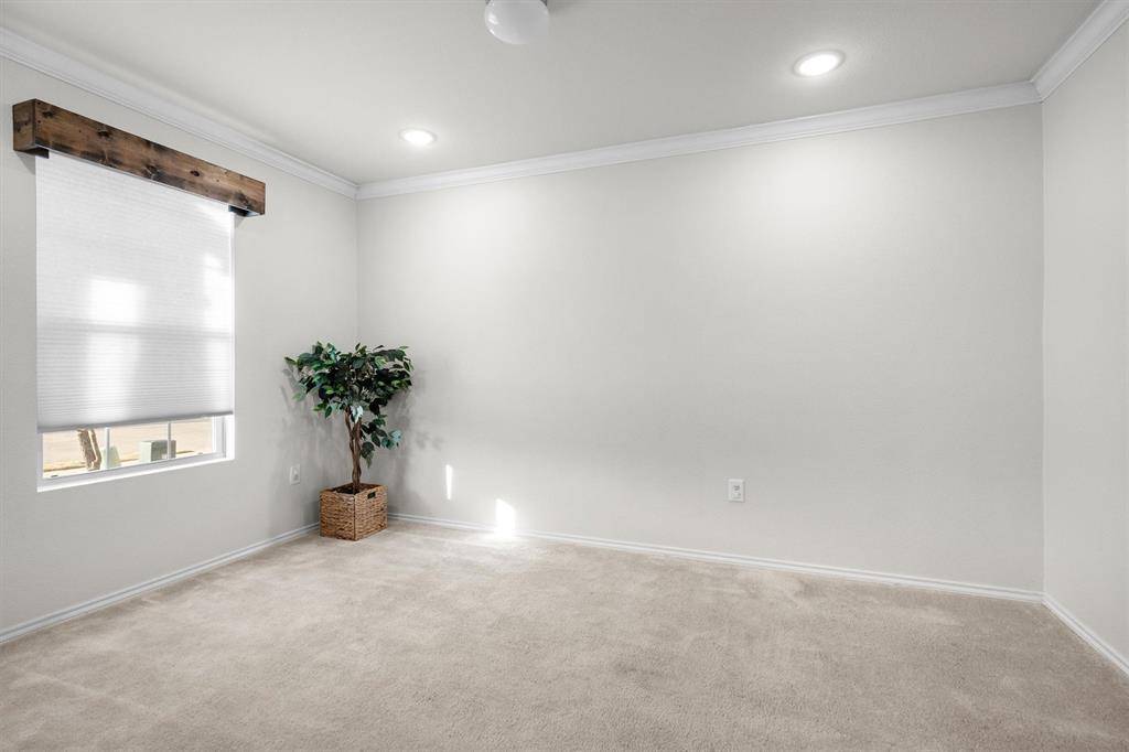 Aubrey, TX 76227,1305 Vernon Drive