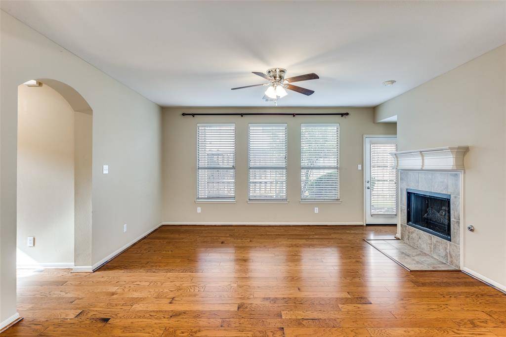 Murphy, TX 75094,413 Royal Oak Drive