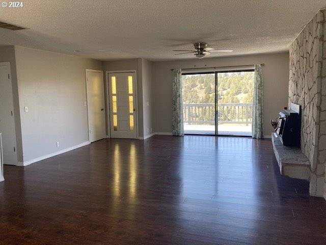 Canyon City, OR 97820,324 EDGEWOOD DR