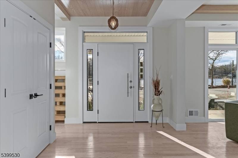 West Milford Twp., NJ 07421,424 Lake Shore Dr