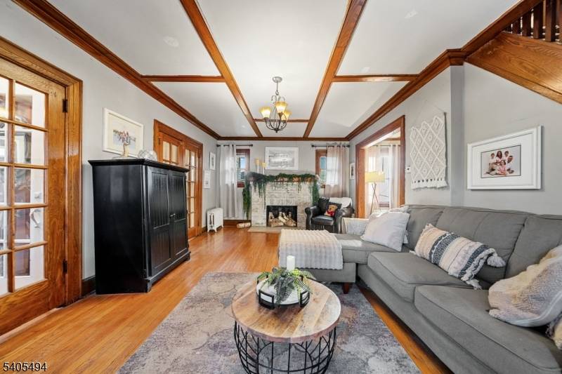 Midland Park Boro, NJ 07432,81 Vreeland Ave