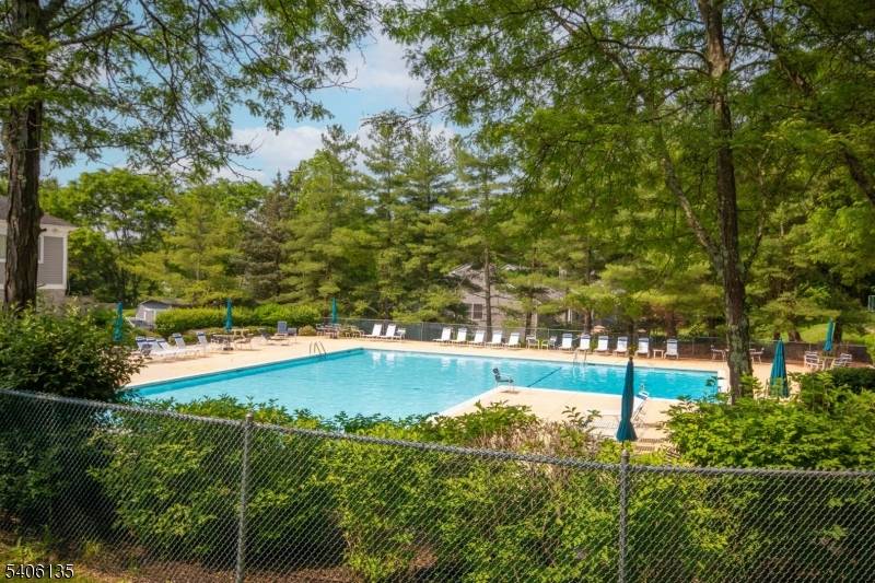 Hardyston Twp., NJ 07419,18 Mountain View Ct