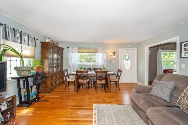 Cedar Grove Twp., NJ 07009,88 Ozone Ave