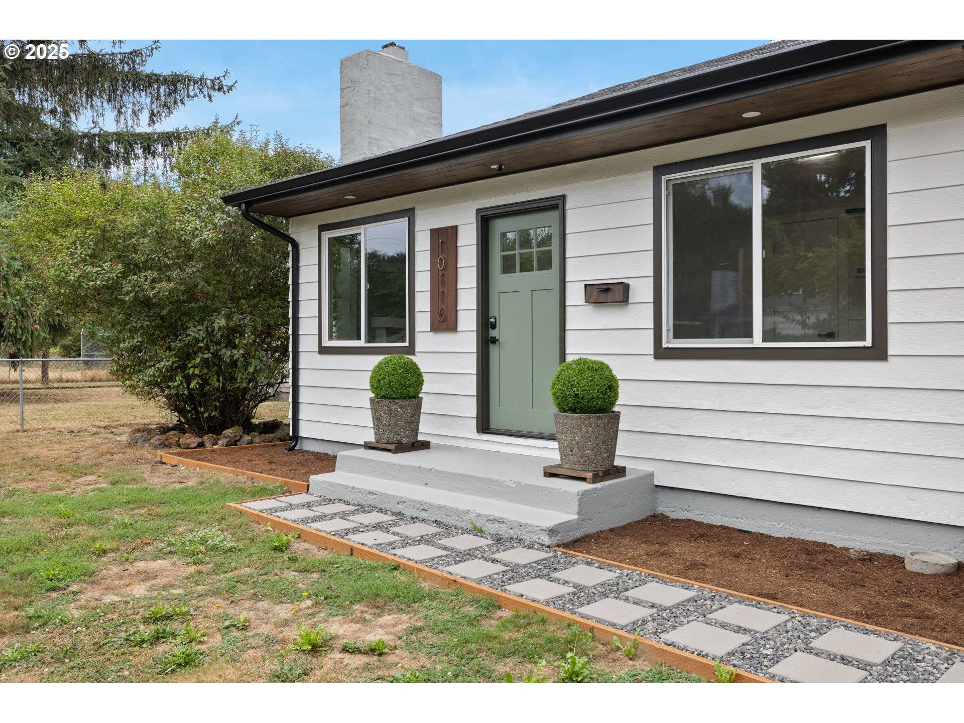 Portland, OR 97203,10116 N HUDSON ST