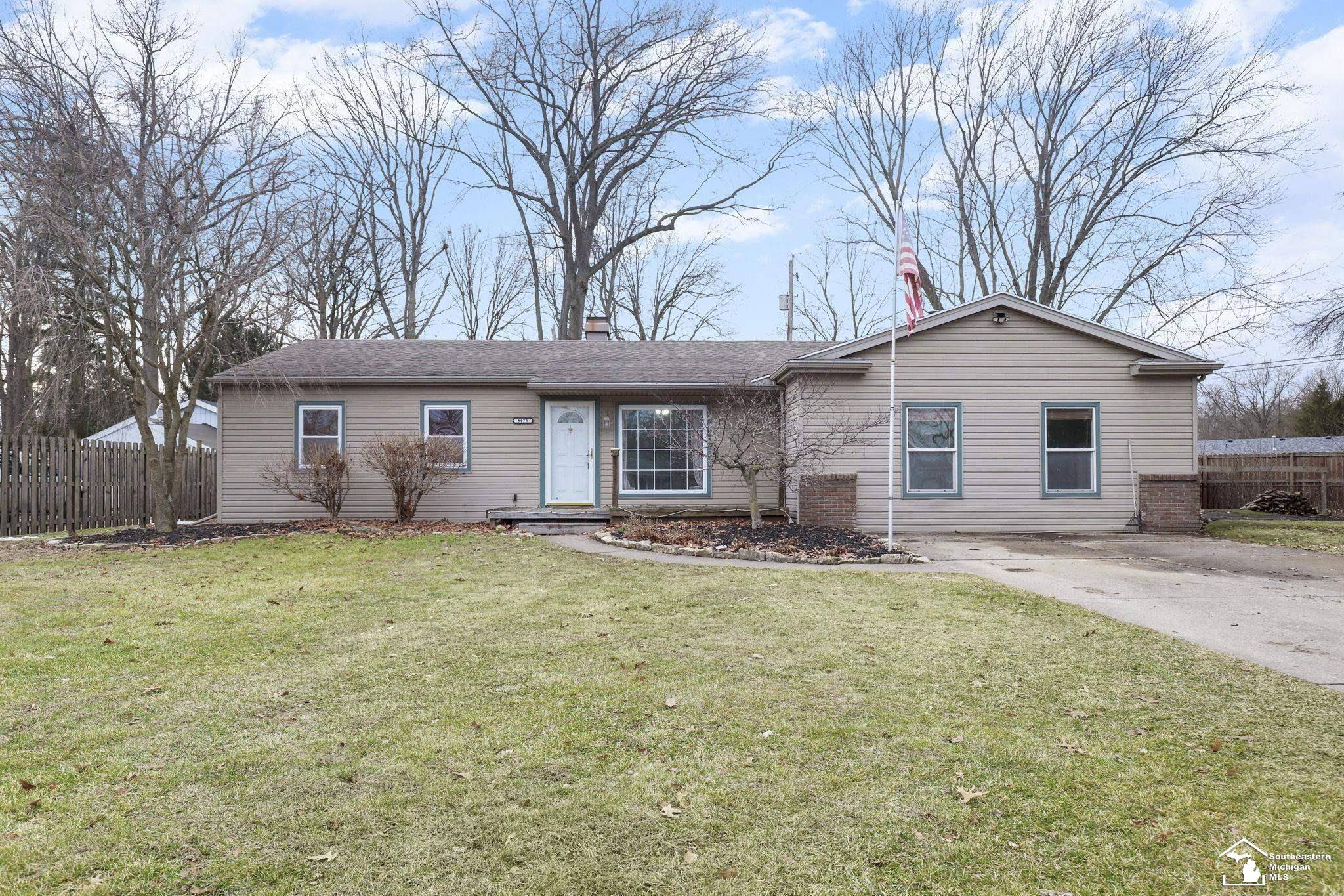 Temperance, MI 48182,8675 Driftwood AVE