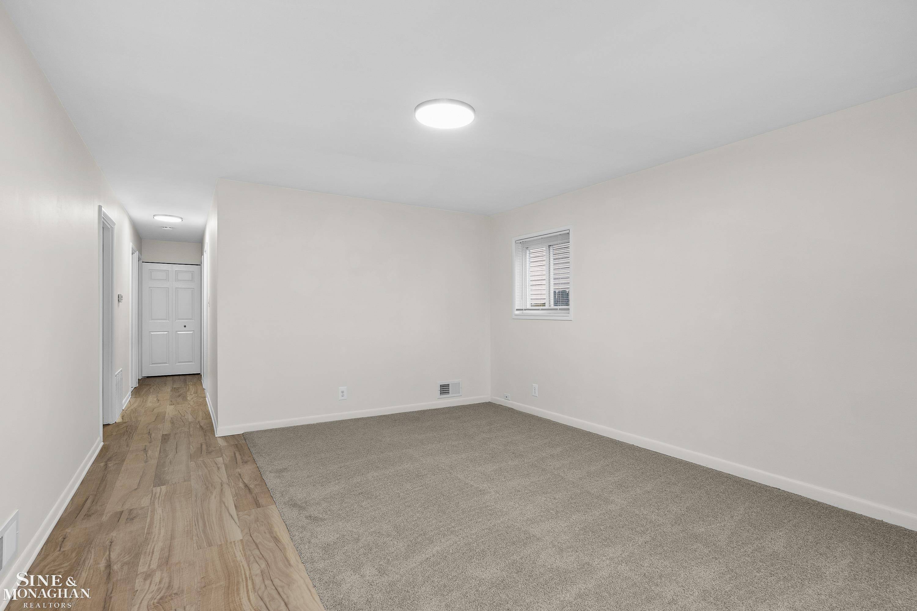 Saint Clair Shores, MI 48082,21531 Timberidge ST