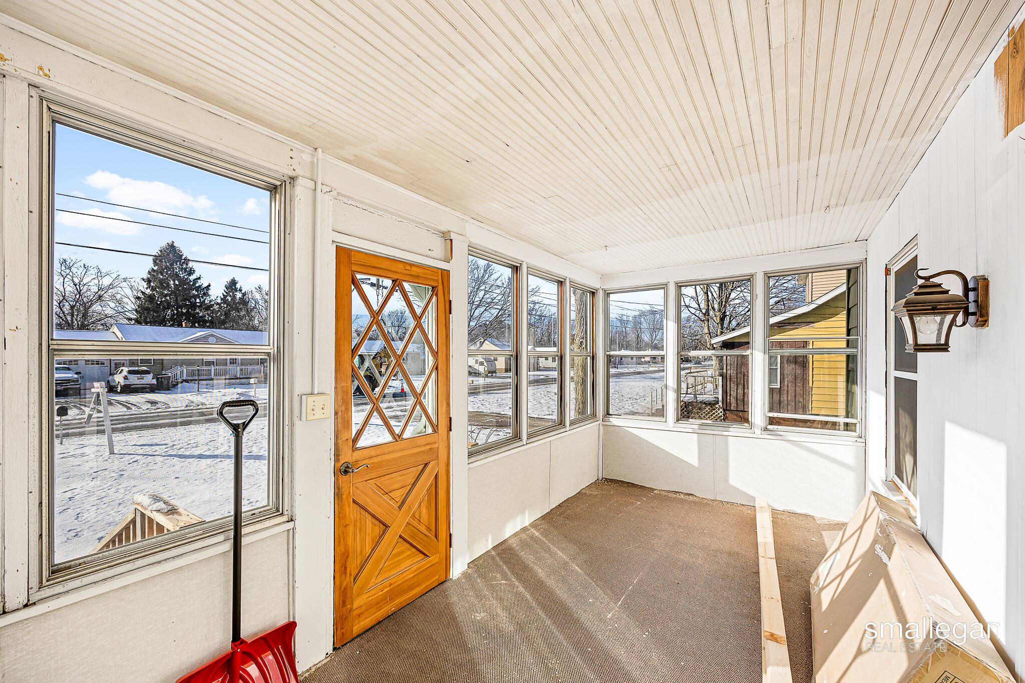 Muskegon, MI 49441,2040 Lawnel AVE