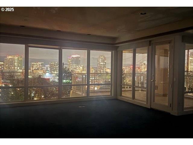 Portland, OR 97201,2020 SW MARKET STREET DR #101