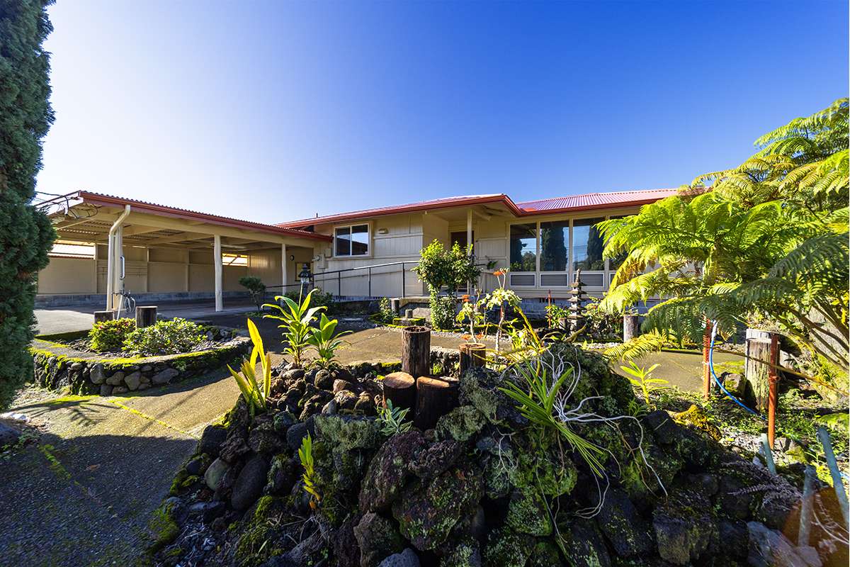 Hilo, HI 96720,1306 ULULANI ST