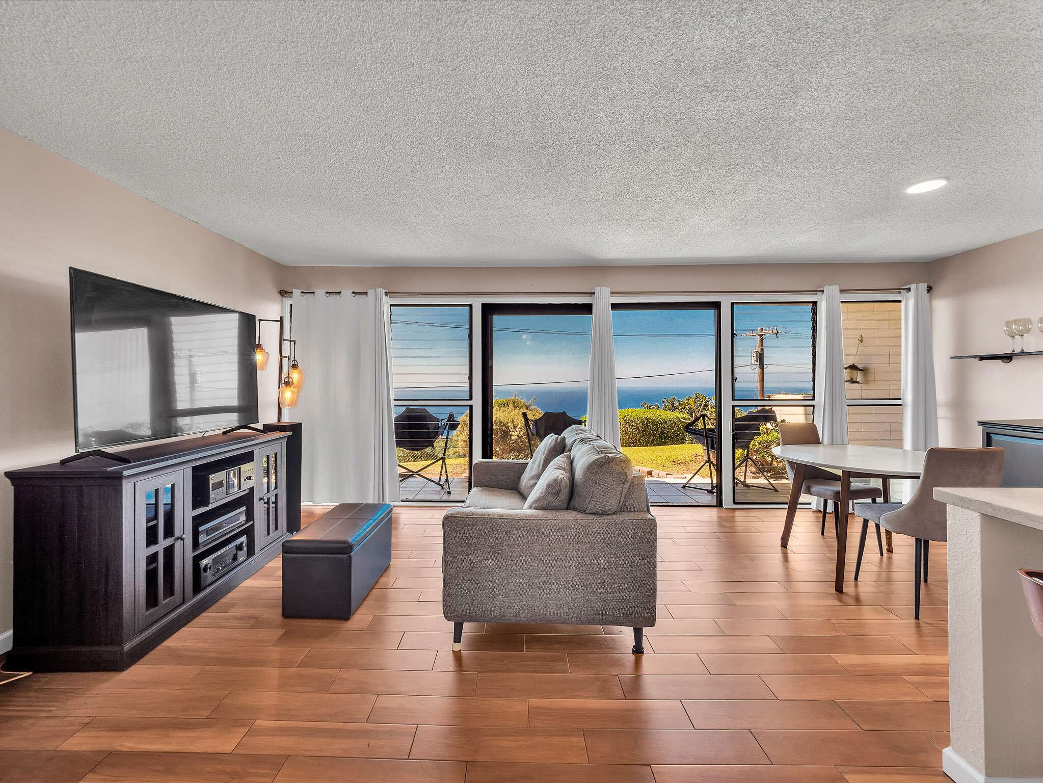 Holualoa, HI 96725,79-7199 MAMALAHOA HWY #F-150