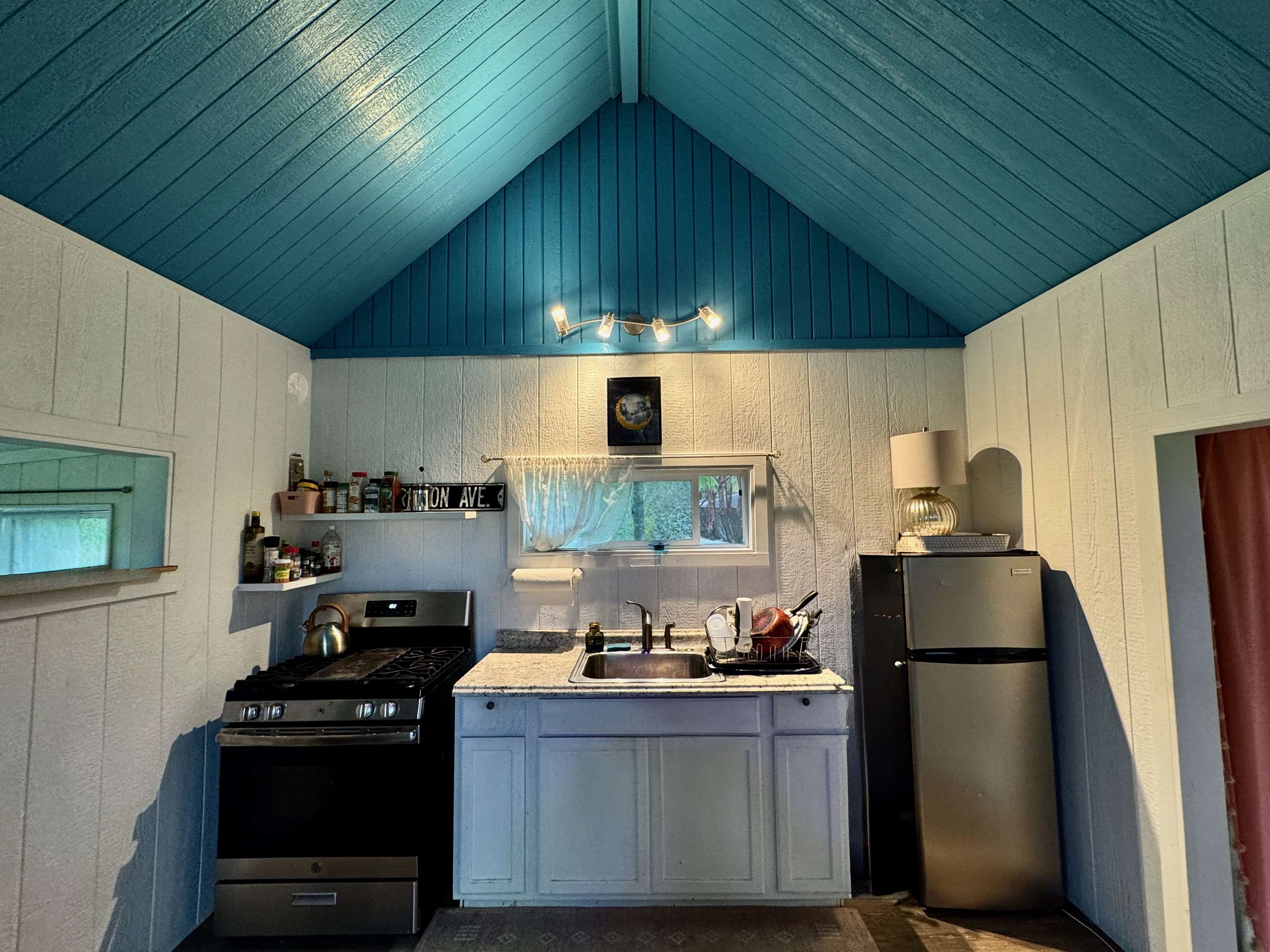 Volcano, HI 96785,11-3244 ANUHEA ST