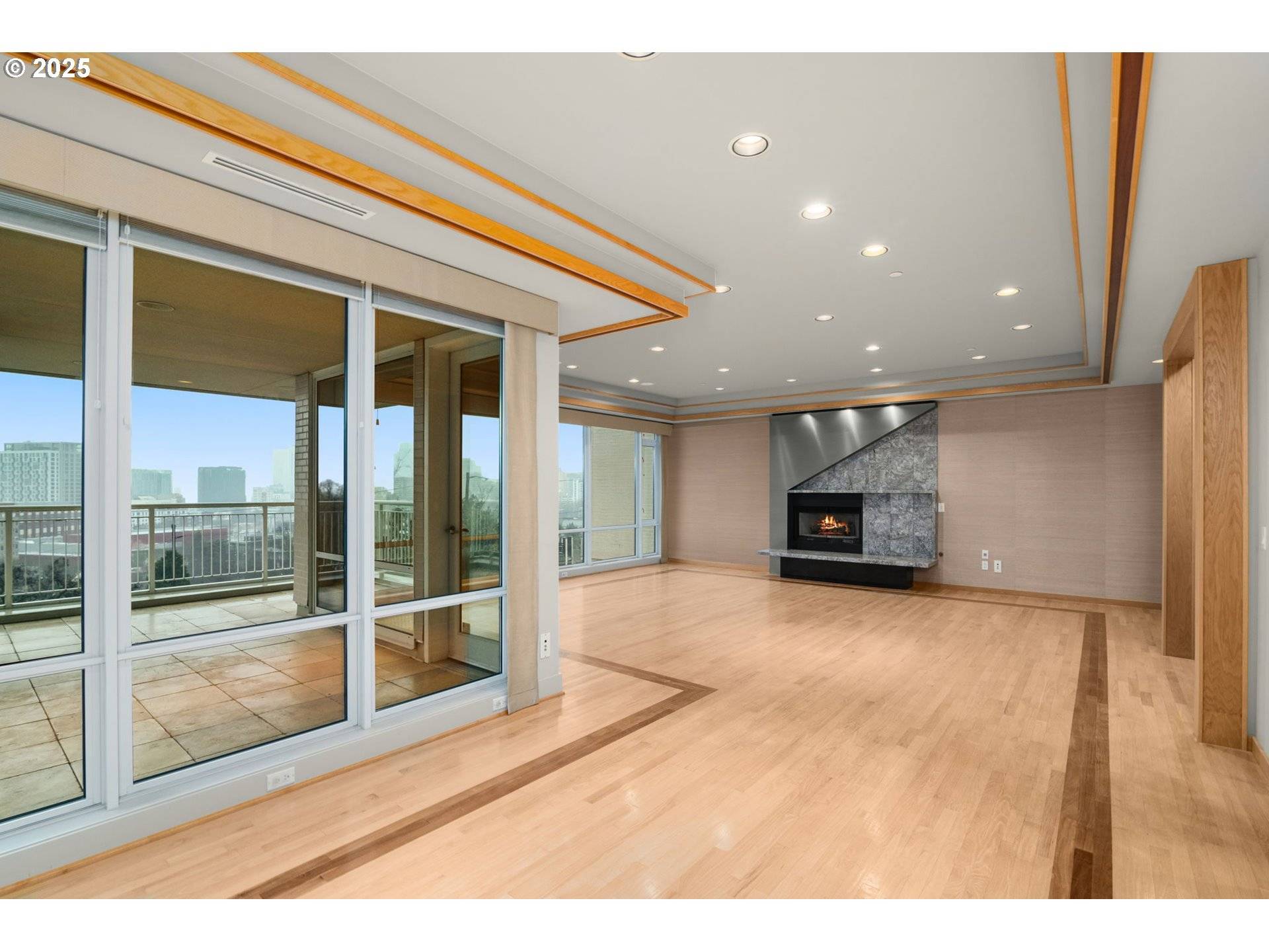 Portland, OR 97201,2020 SW MARKET STREET DR #102