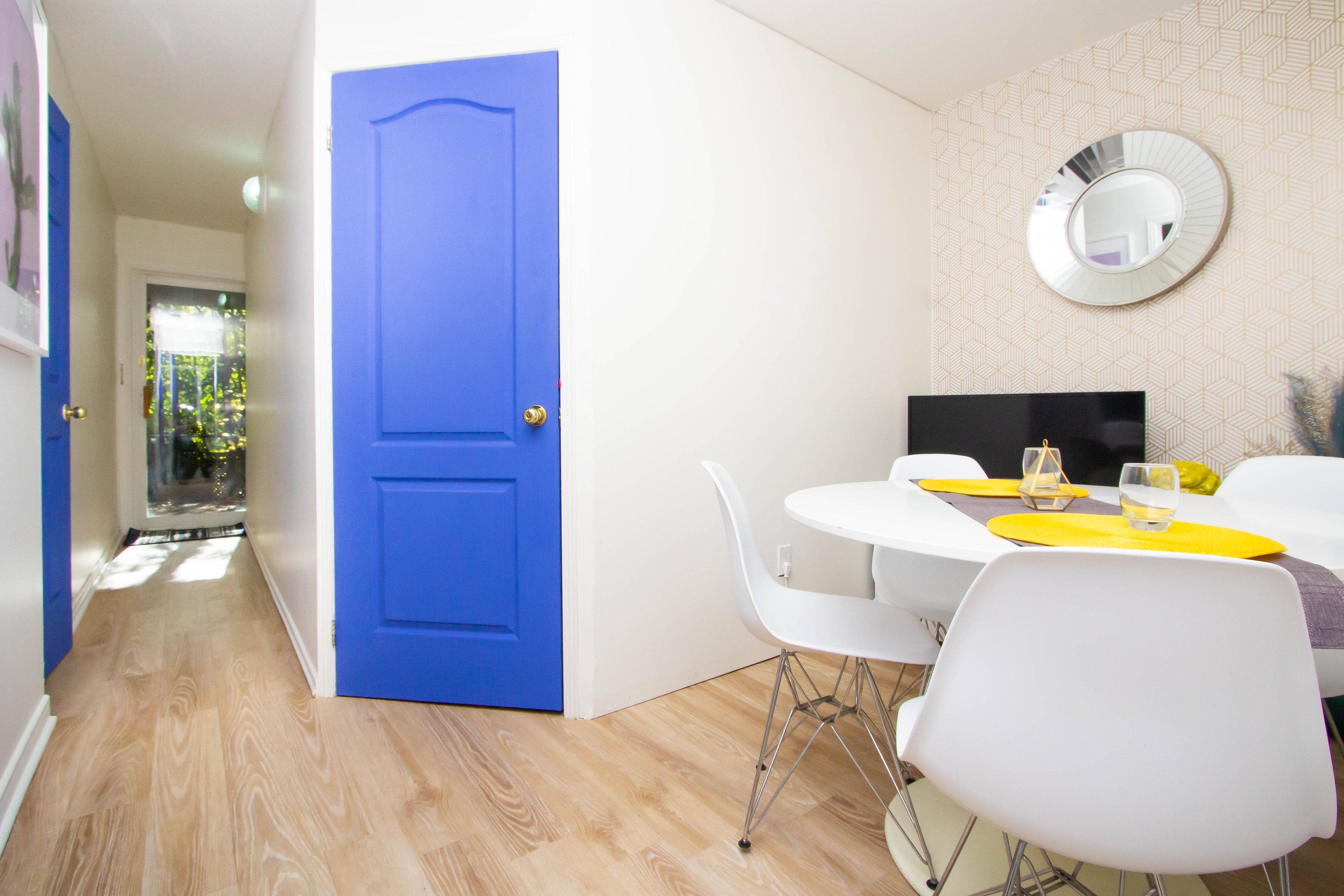 Toronto C07, ON M2R 3R5,234 Robert Hicks (Lower) DR