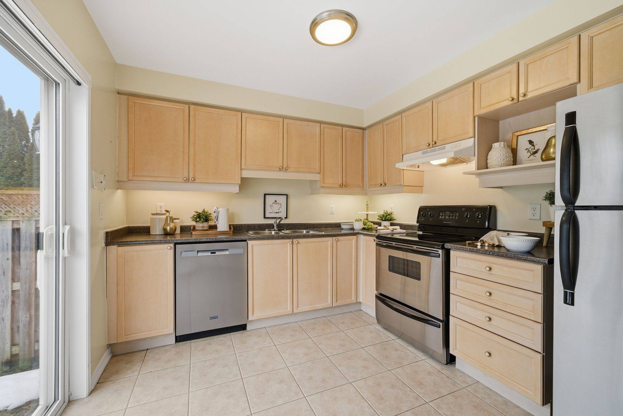 Oshawa, ON L1K 2V4,1375 Linstead ST