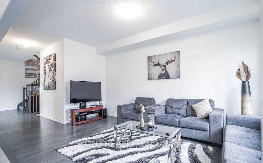 Clarington, ON L1C 0V9,42 Brent CRES