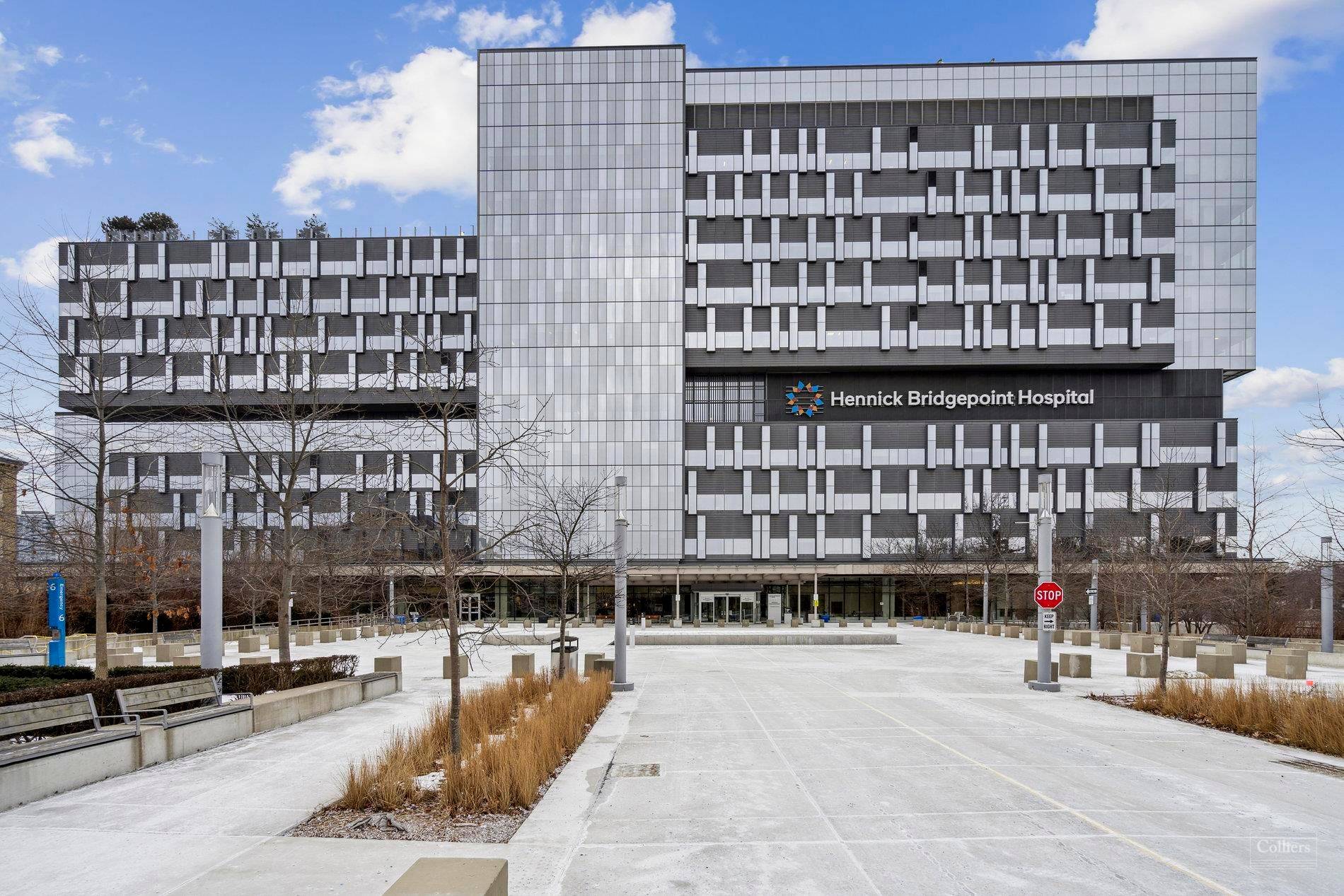 Toronto E01, ON M4M 2B5,14 St. Matthews RD #M068