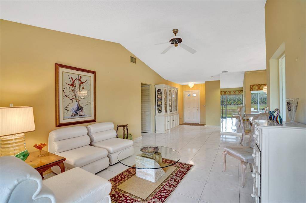 Boynton Beach, FL 33472,5658 Parkwalk Circle East