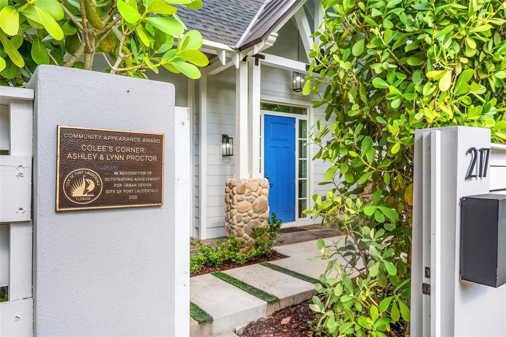 Fort Lauderdale, FL 33301,217 SE 16th AVE