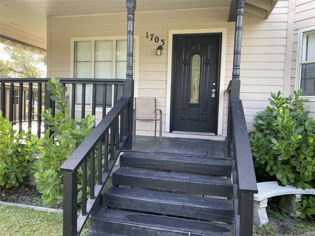 Fort Pierce, FL 34947,1703 N 43rd St