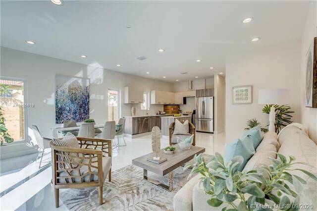 Oakland Park, FL 33334,688 NE 43rd St #688