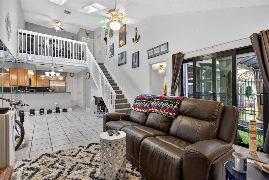 North Lauderdale, FL 33068,2047 Winners Cir #2047