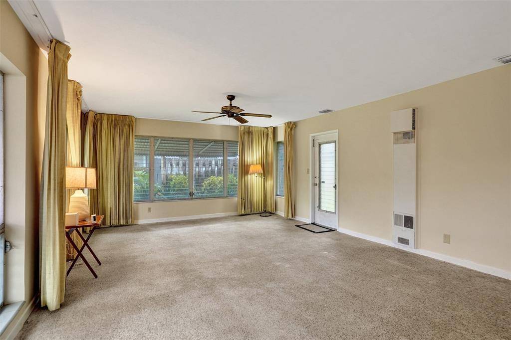 Oakland Park, FL 33306,1892 NE 33rd St