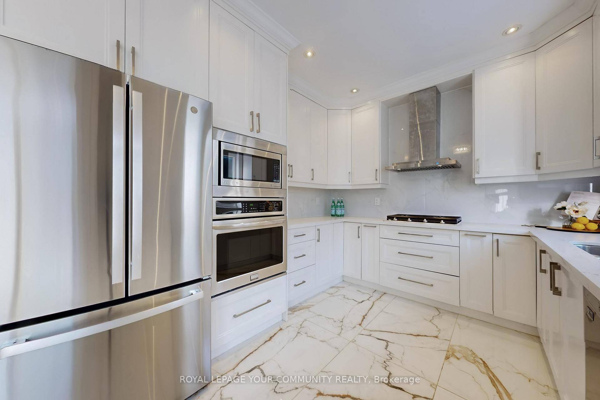 Vaughan, ON L4J 9C1,10 Auburndale DR