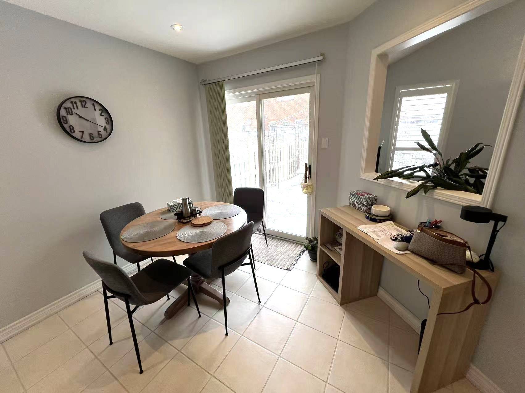 Vaughan, ON L6A 2Y6,11 Cape Verde WAY