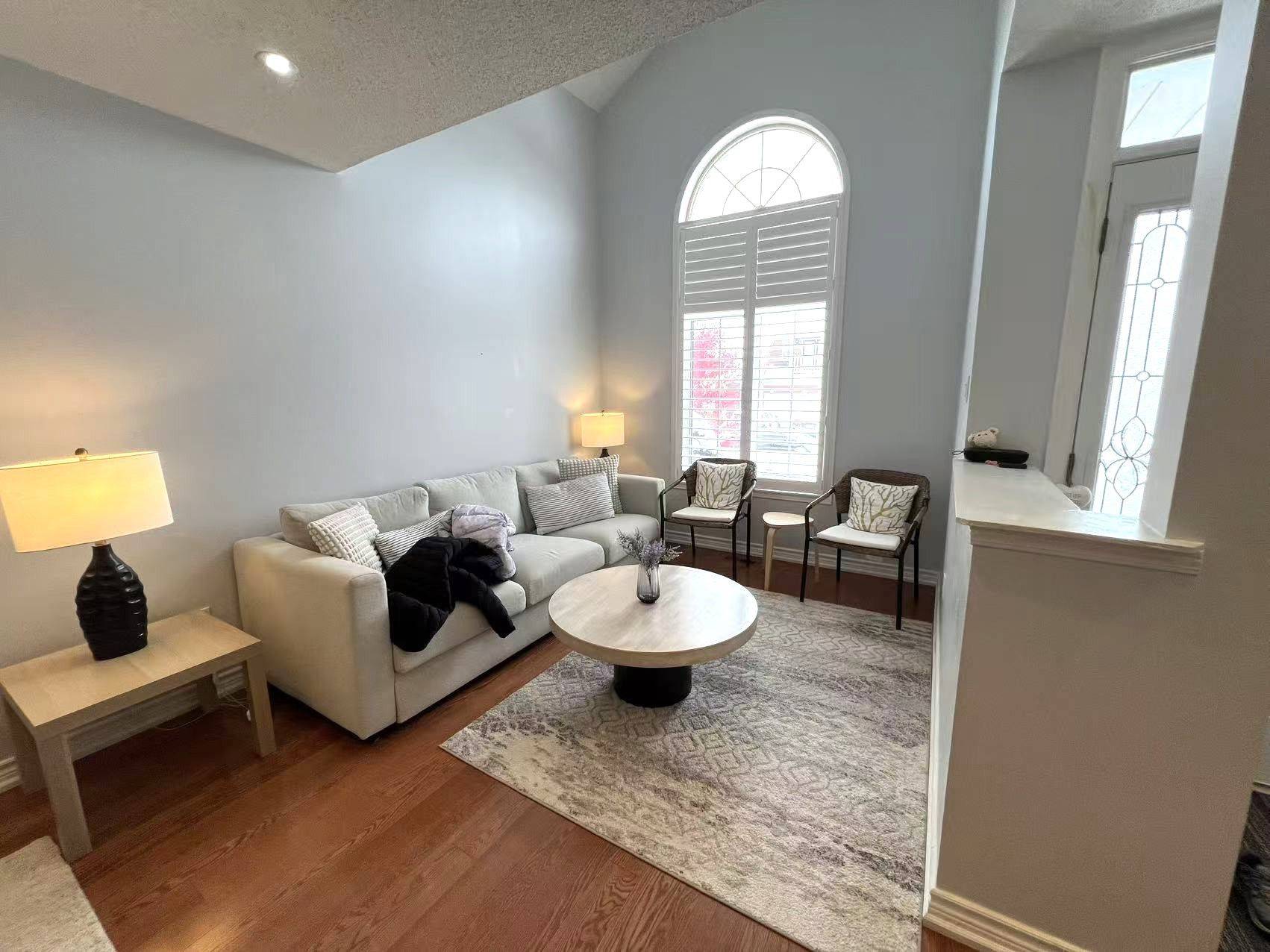 Vaughan, ON L6A 2Y6,11 Cape Verde WAY