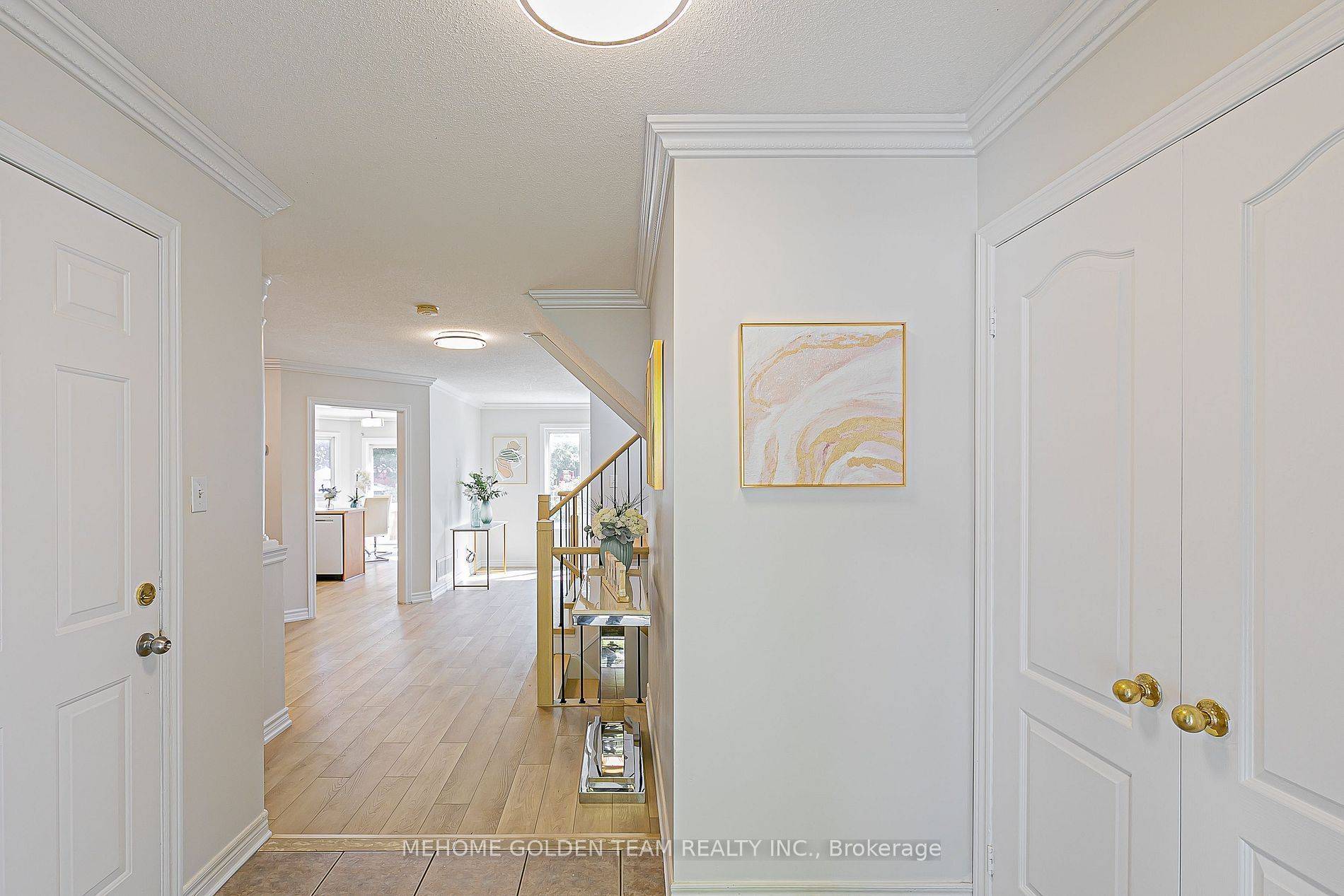 Georgina, ON L4P 4A5,20 Brecken DR