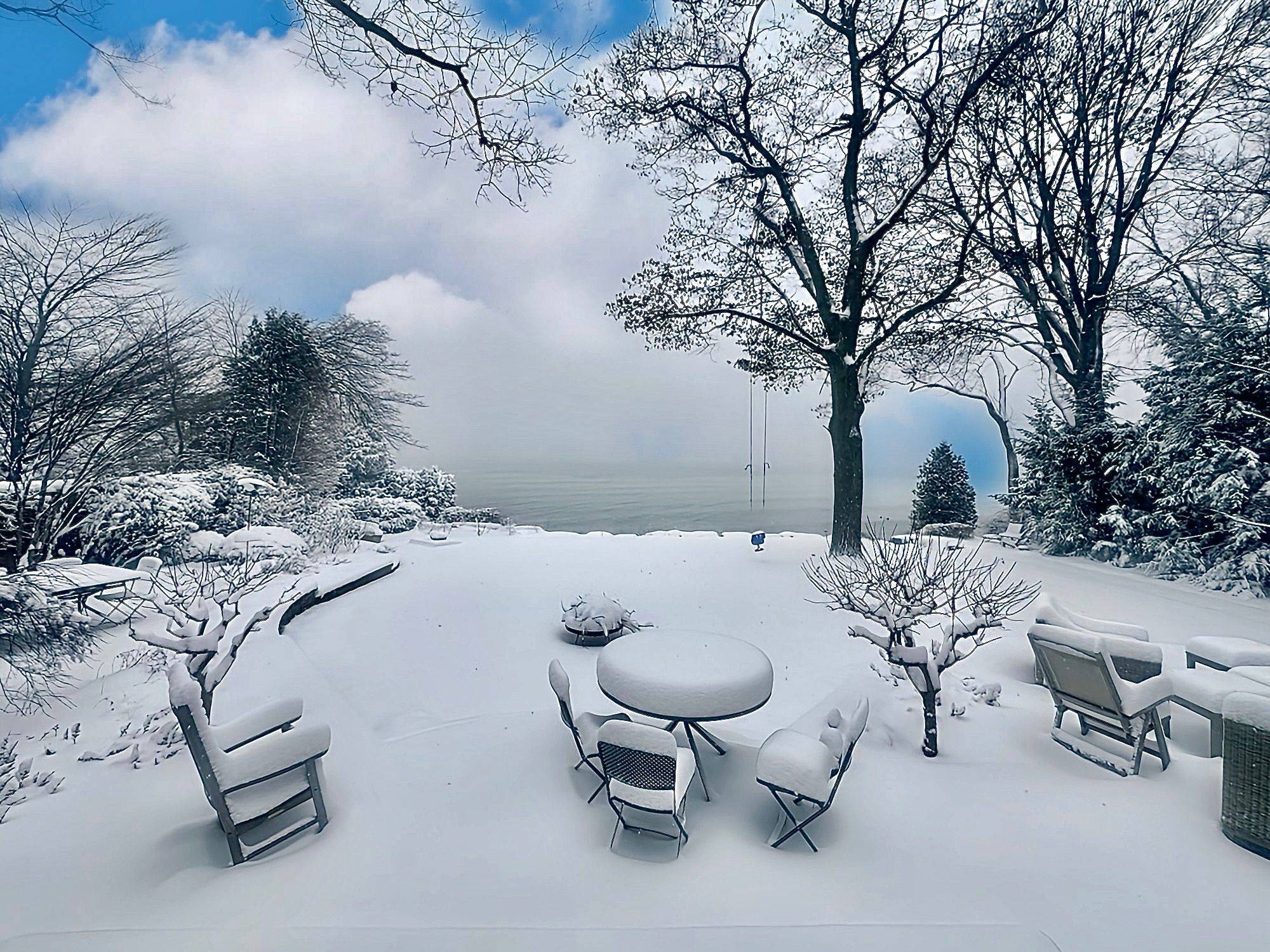 Oakville, ON L6J 1C2,350 King ST