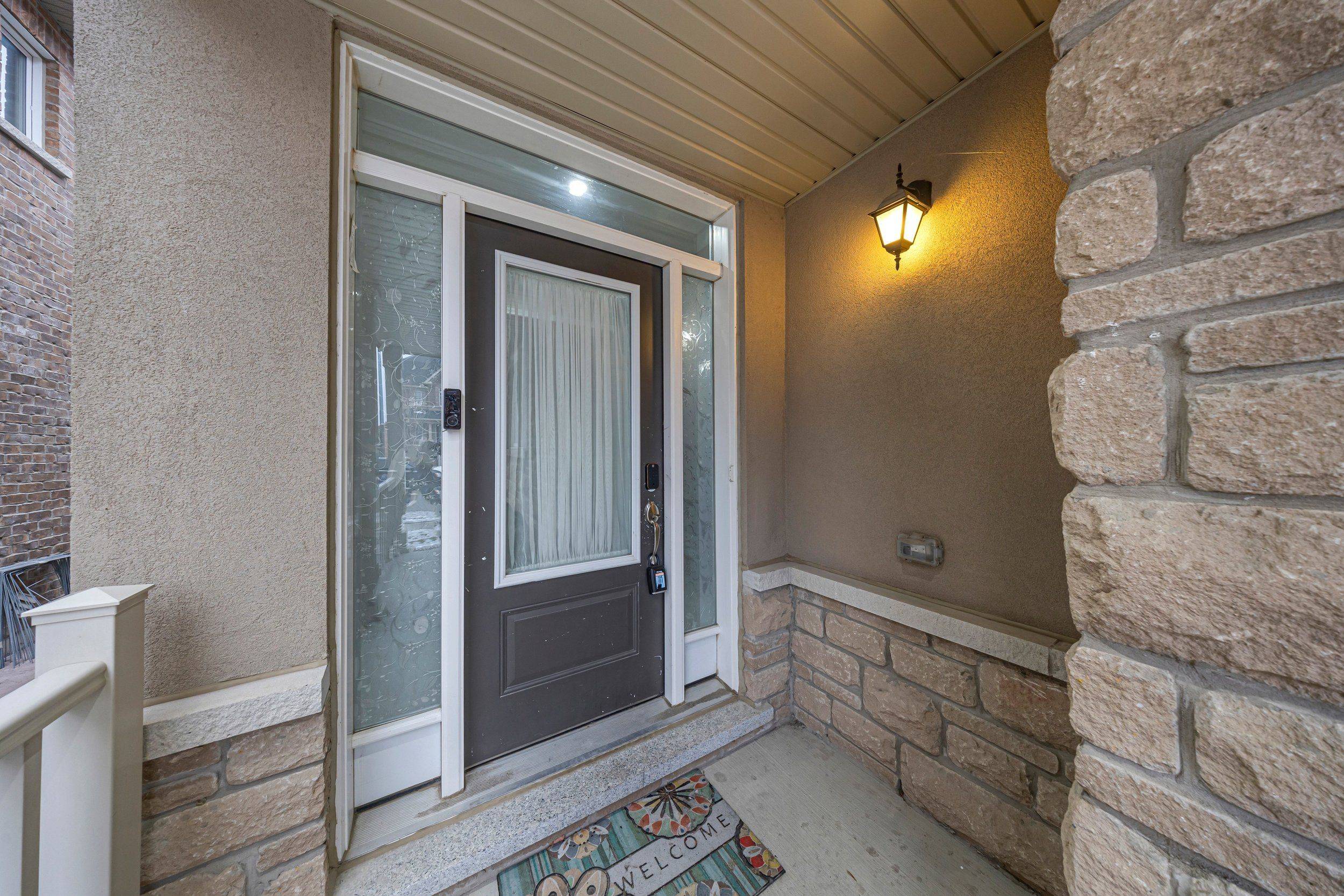 Caledon, ON L7C 4E4,94 Newhouse BLVD