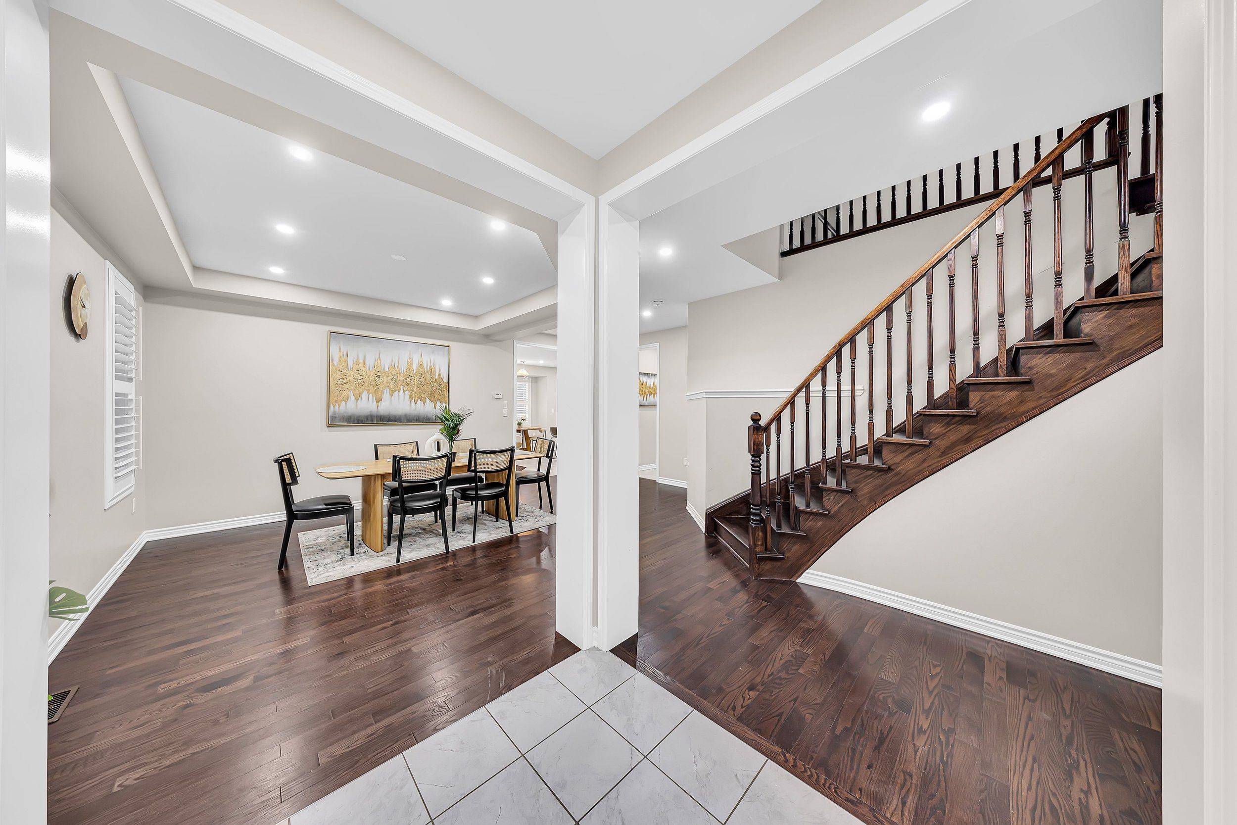 Caledon, ON L7C 4E4,94 Newhouse BLVD