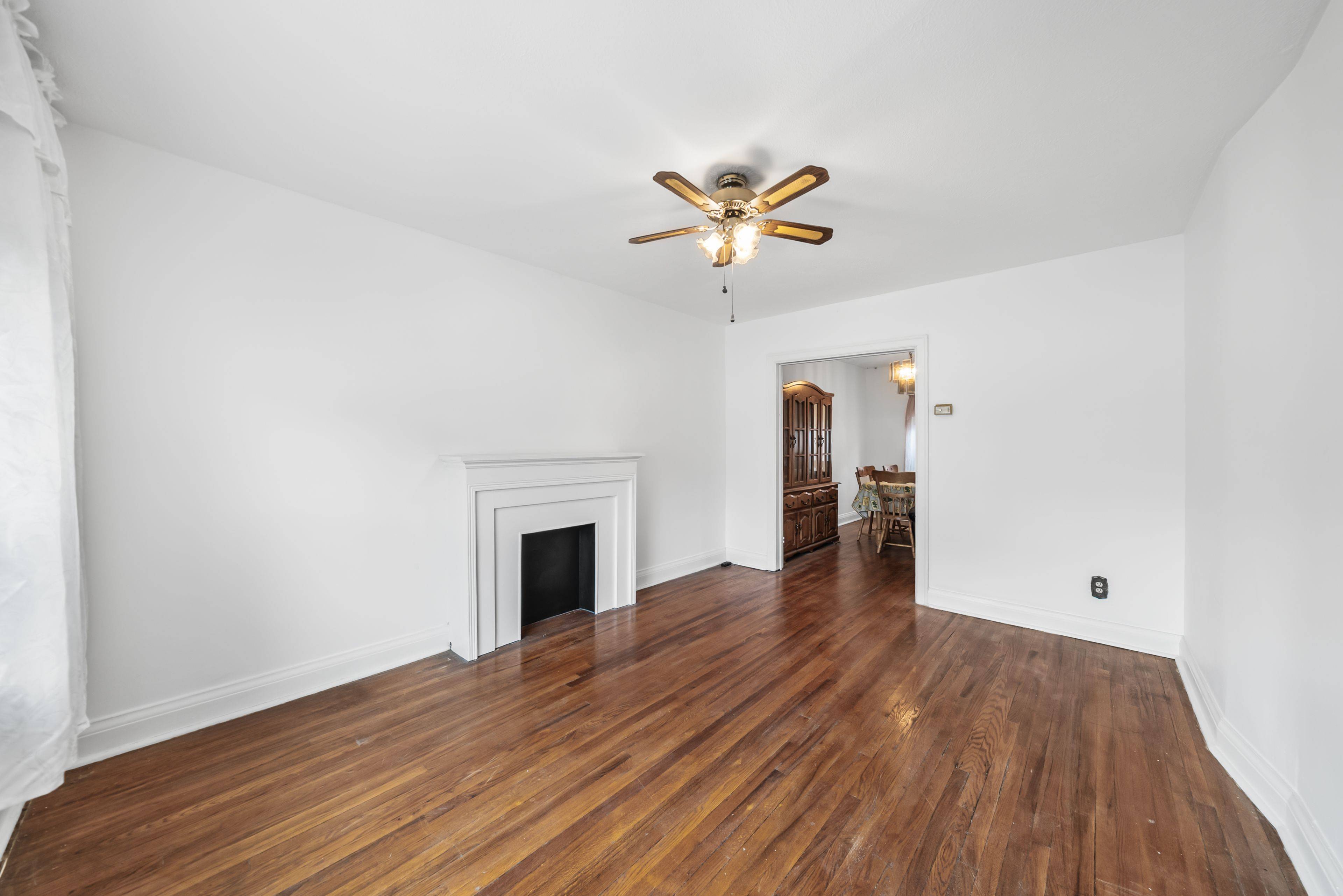 Toronto W03, ON M6N 3B3,616 Old Weston RD